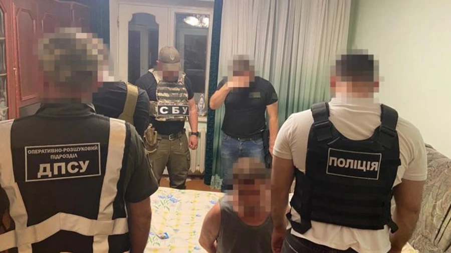 СБУ: Викрито групи, які переправляли ухилянтів за кордон за участю іноземців