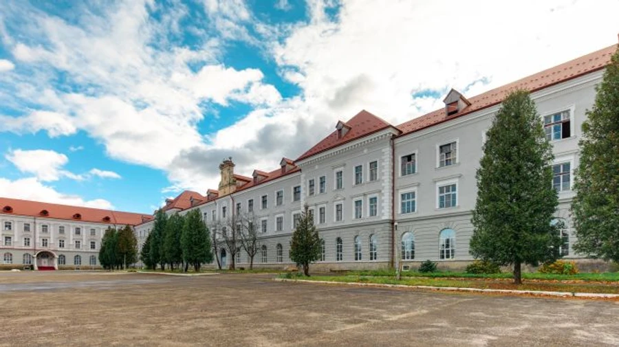 Оздоровились: 17 человек госпитализированы с отравлением во Львовской области