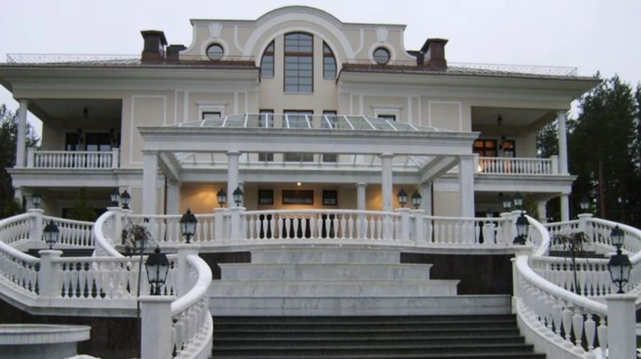 Розслідувачі вперше показали таємну дачу Путіна, де він зустрічався з Януковичем