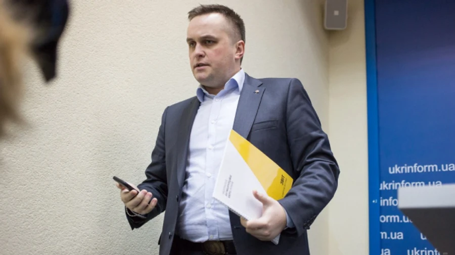 Новини 21 серпня: звільнення Холодницького, отруєння Навального, Білорусь