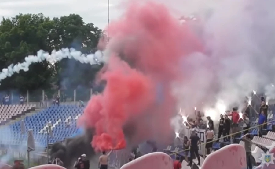 У Черкасах на матчі затримали 26 агресивних вболівальників