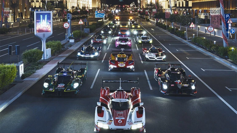 Етап престижних автоперегонів на витривалість у Катарі перенесли через атаки Ірана