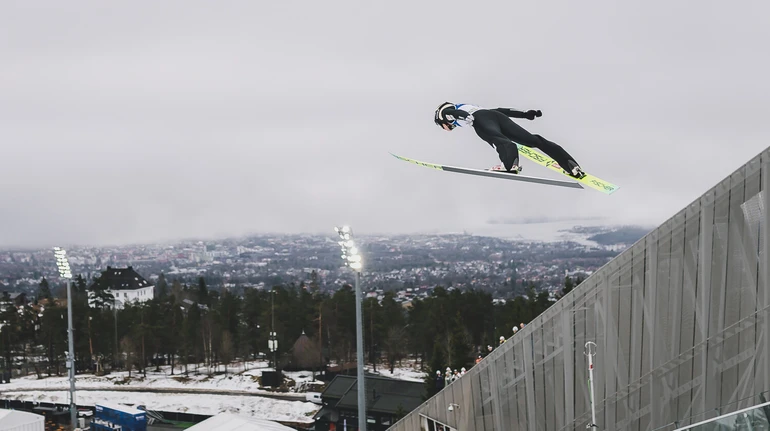 Опасные прыжки в Осло, Айхер не отпускает Шиффрин. Итоги лыжной недели