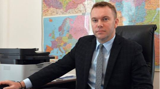 Розкрадання міжнародної допомоги: Суд взяв під варту експосадовця МЗС Банькова