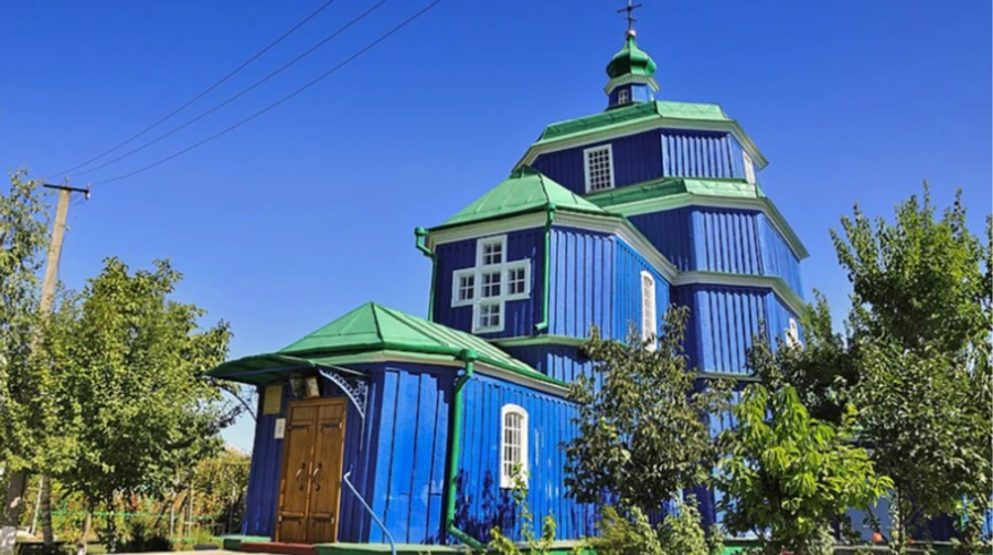 Russians destroy 18th-century wooden Cossack church in Kherson Oblast – photos