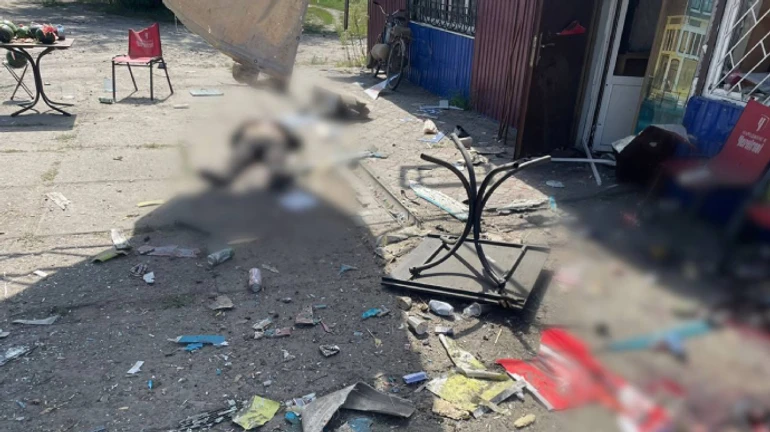 Россияне попали по кафе с людьми в Купянском районе, есть погибшие – ОВА