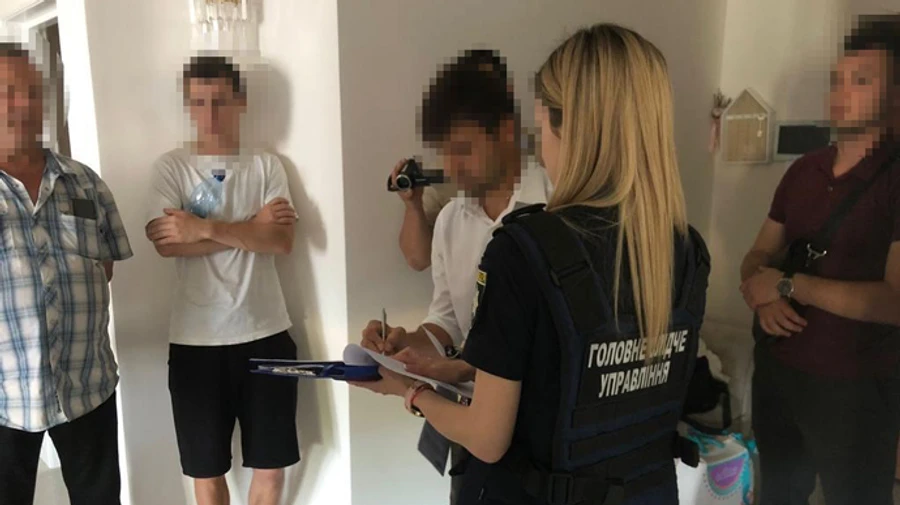 Справа про розкрадання $500 тисяч: Міноборони прокоментувало обшуки у свого чиновника