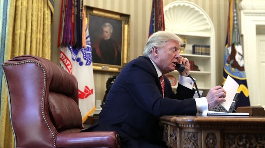 NBC: Оточення Трампа радить йому не телефонувати Путіну, поки той не припинить вогонь