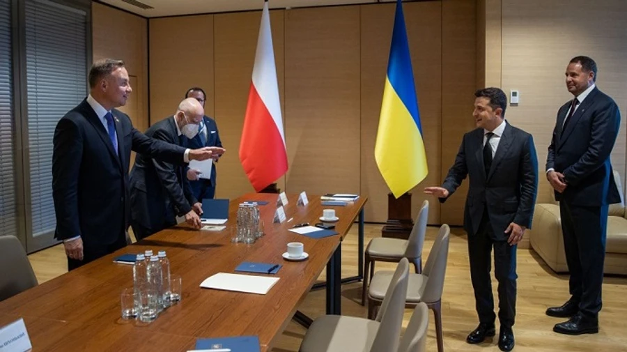 Зеленський обговорив з Дудою протидію Північному потоку – 2