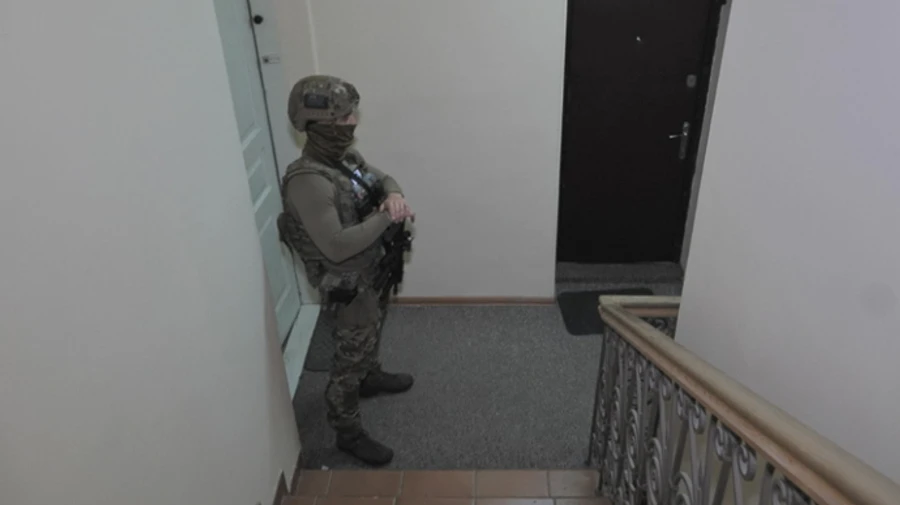 СБУ пояснила, чому дзвонила в двері Кличка