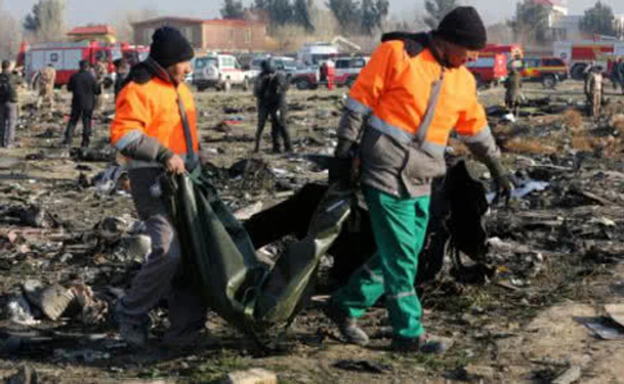 Иран заявил об идентификации 169 тел жертв катастрофы самолета МАУ