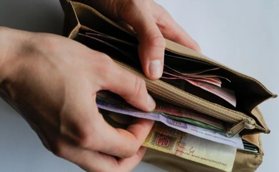 Мін’юст погрожує санкціями тим, хто не виплачує зарплати