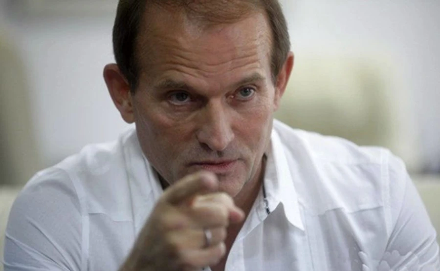 Дело Савченко: Медведчук готовит иск к Луценко