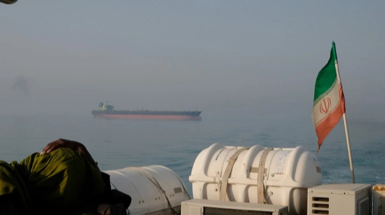 Нефть подешевела на 1% на фоне вероятных переговоров Ирана и США