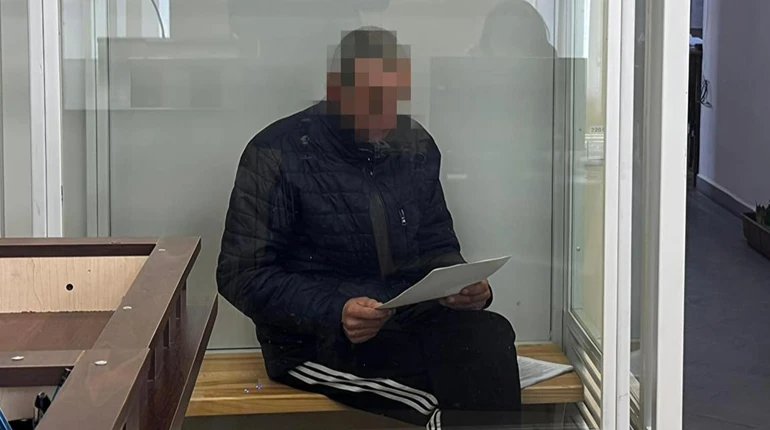 Мать и бабушка не верили ребенку: в Винницкой области разоблачили мужчину, который годами насиловал падчерицу