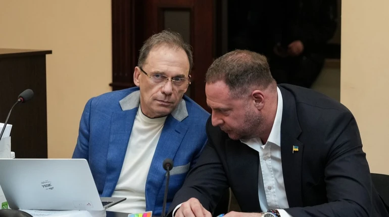 Адвокат проплатив Єрмаку покращену камеру в СІЗО