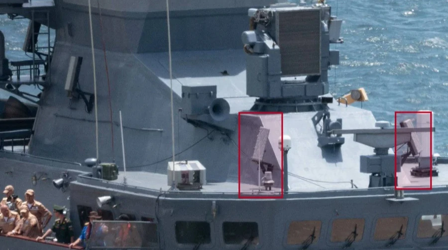 Russians fitting trench electronic warfare systems to warships to counter drones – photos