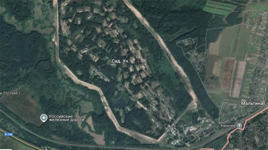 12 взрывов и детонация: в Генштабе рассказали подробности ночного удара по арсеналу на Брянщине