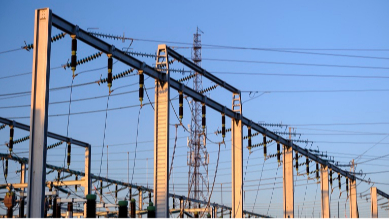 Russian attacks cause power outages in eight Ukrainian regions
