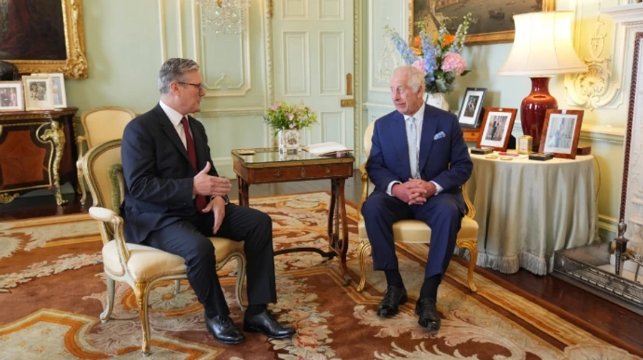 В Британии официально сменился премьер-министр