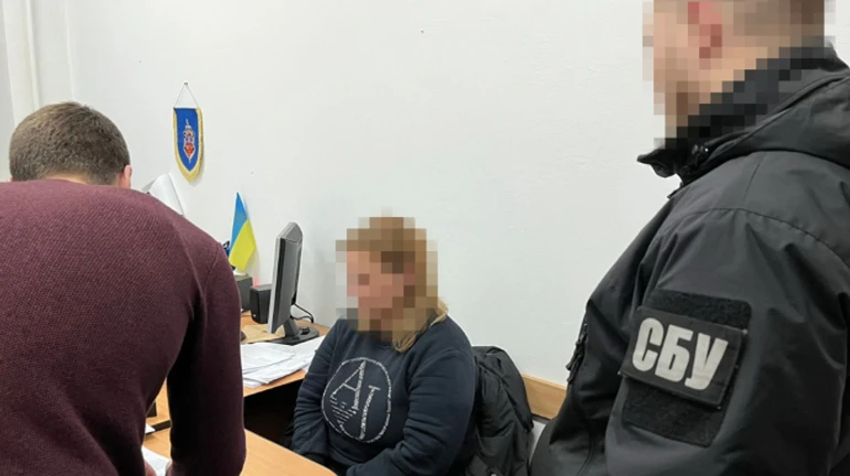 СБУ задержала коллаборационистку с Херсонщины, которая пыталась сбежать за границу