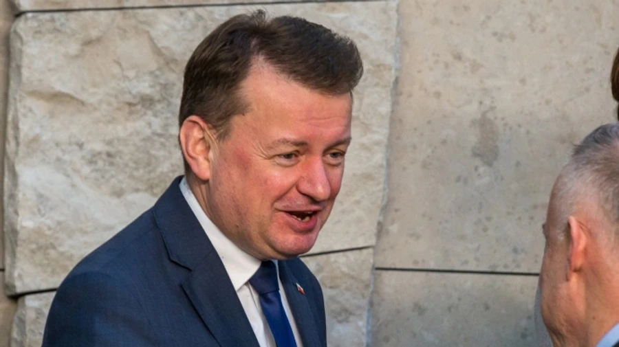 Ексміністру оборони Польщі загрожує вʼязниця за розсекречення військових планів