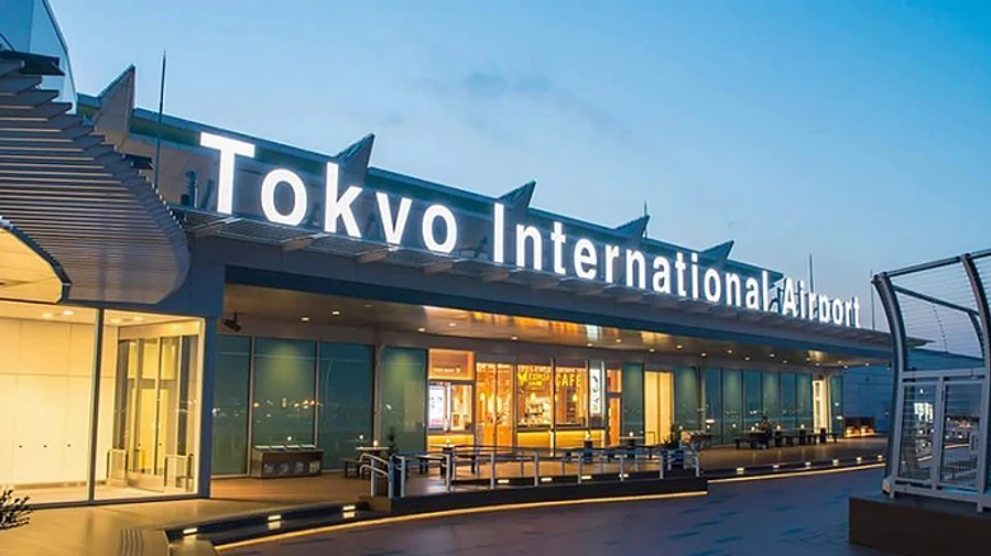 Япония на месяц закрывает въезд для иностранцев