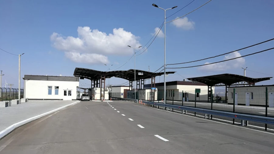 Українцям робитимуть безкоштовні COVID-тести на кордоні з окупацією