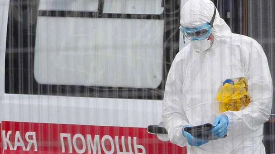 Мер Москви каже, що реальна кількість хворих на COVID-19 втричі більша за офіційні дані