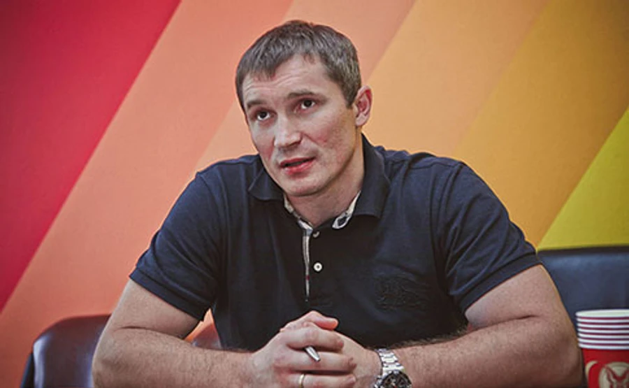 Слуга народа сложил мандат: вместо него в Раду зайдет кварталовка