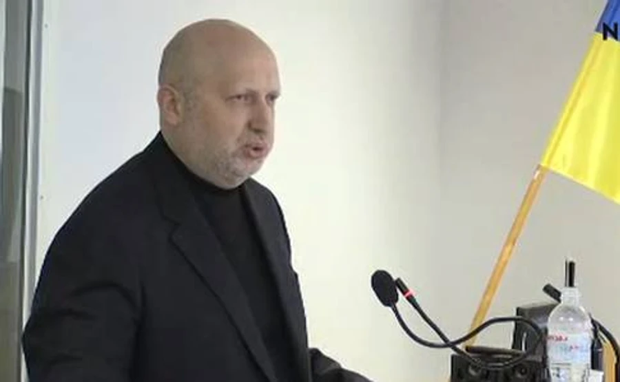 Турчинов заперечує, що давав наказ збивати гелікоптер з Януковичем