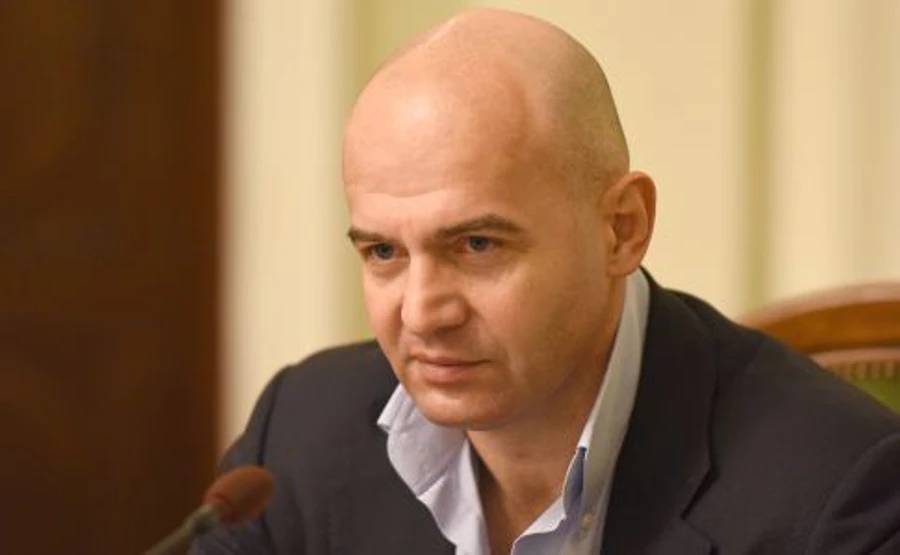 Кононенко: ЦВК має очолити один із її нових членів