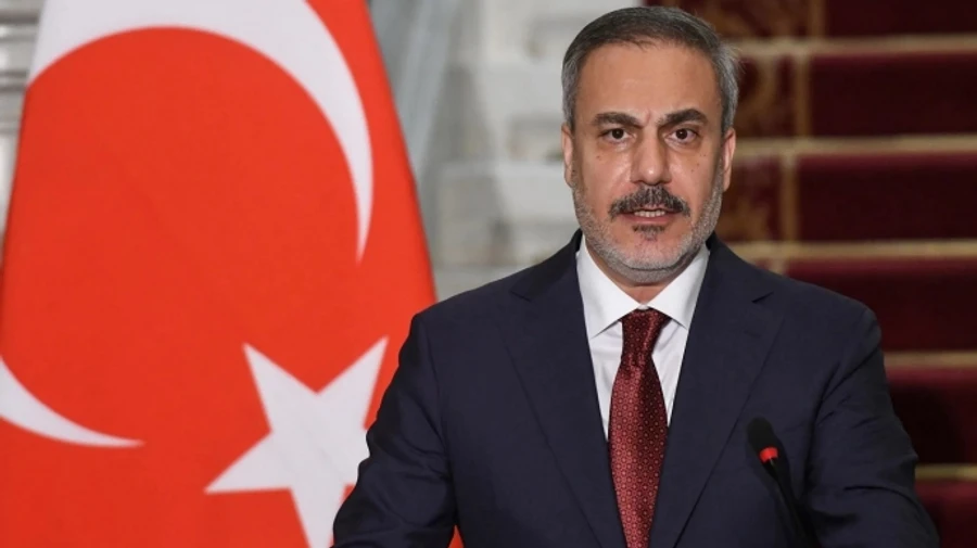 We continue to strongly support Ukraine's territorial integrity, Turkish foreign minister says