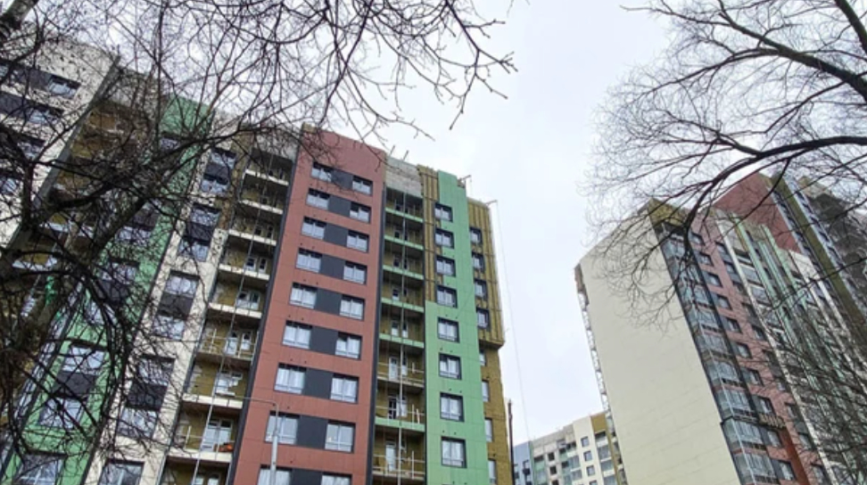 Shares of Russia's largest construction companies collapse