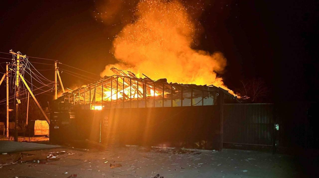 Russian drone destroys Nova Poshta branch in Zaporizhzhia Oblast