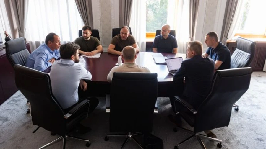 Татаров і Шурма провели в ОП першу зустріч з бізнесом за зачиненими дверима