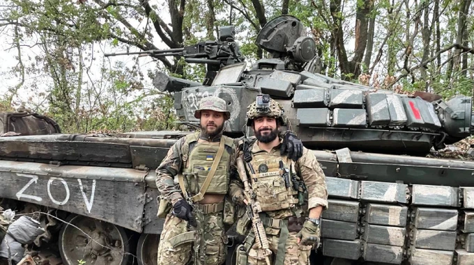 Transcarpathian Sonechko [Sunshine] unit captures Russian tank base