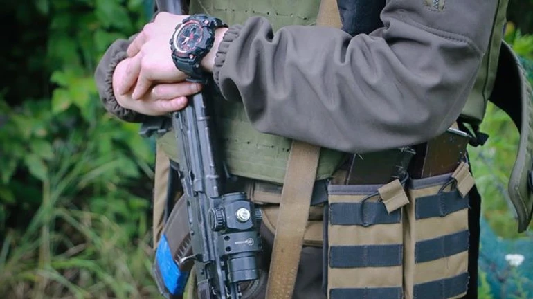 У Києві лунали постріли: п’яний рецидивіст проривався через блокпост