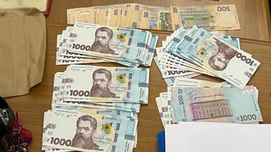 Адвоката і топ-менеджера київського банку впіймали на хабарі