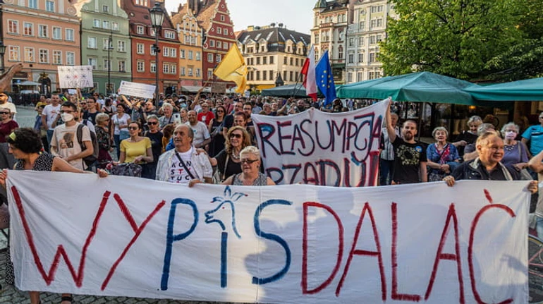 Атака на СМИ и расплата за нее: куда заведет Польшу развал коалиции и конфликт с США