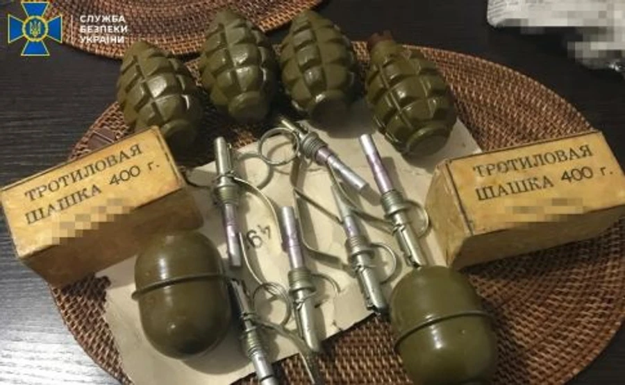 СБУ задержала священника, который продавал ракеты и гранаты