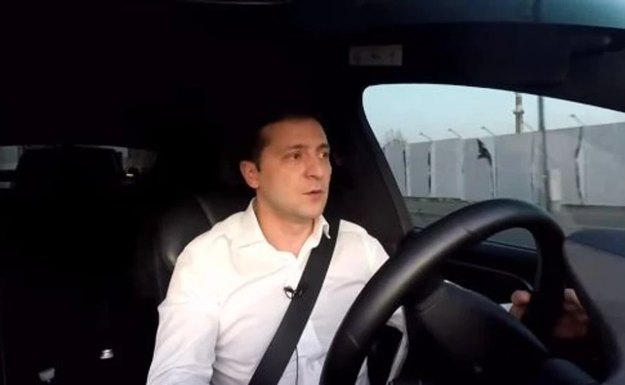 Зеленский: Пока что у нас в Верховной Раде демократия, но это пока