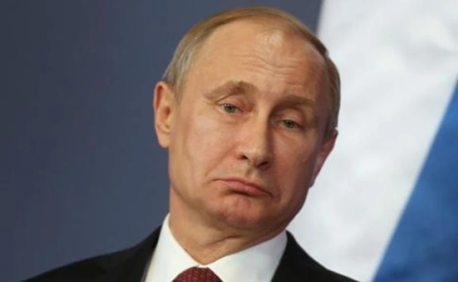 Путин упростил получение гражданства для всех жителей Луганской и Донецкой областей