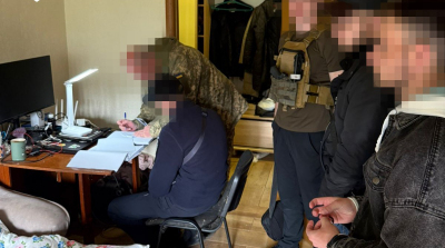В Одесі посадовець ТЦК за $7,5 тис. пропонував перевести чи "списати" чоловіків в СЗЧ