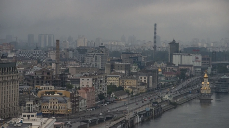 У суботу Україну накриють короткочасні дощі та грози 