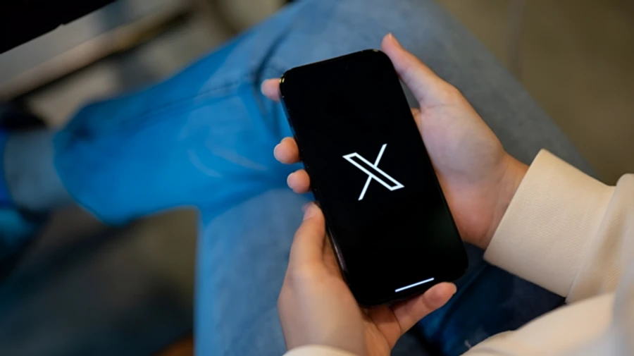 Number of tweets in Ukrainian has risen by 87% due to full-scale war