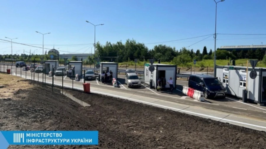 На границе с Польшей заработал обновленный пункт пропуска Краковец