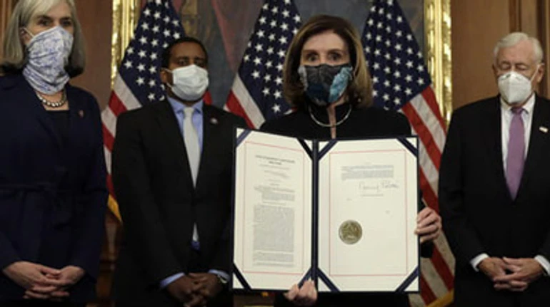 Импичмент 2.0: удастся ли наказать Дональда Трампа и какие последствия это будет иметь