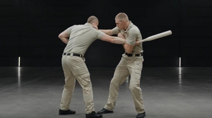 Патрульна поліція запустила онлайн-курси з самозахису і першої допомоги