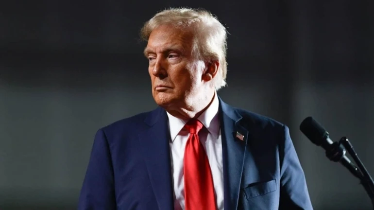 Трамп ввел для иностранцев золотую карту